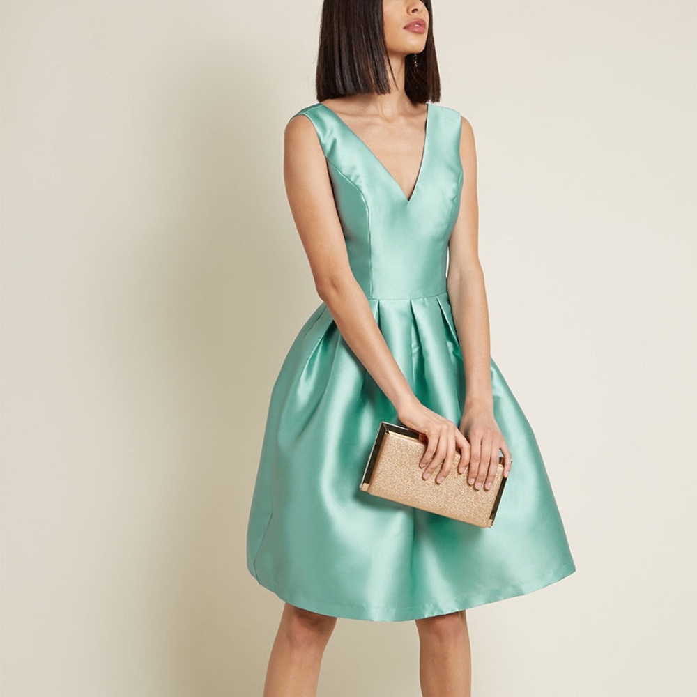 Modcloth Chi Chi London Fit & Flare Dress NEW RARE - Picture 1 of 8